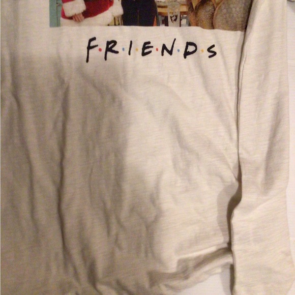 NEW! Suburban Riot Friends Xmas 🎄 Tee - Picture 5 of 5